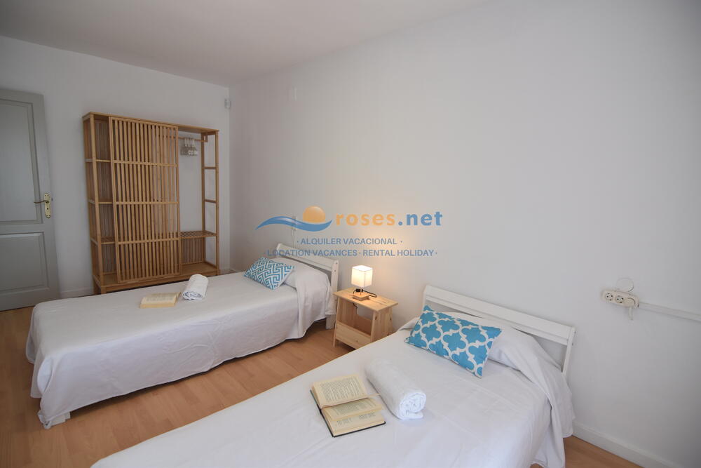 828408 SANT JORDI - NHG Apartment PUIG ROM Roses 828408 SANT JORDI - NHG Apartment PUIG ROM Roses