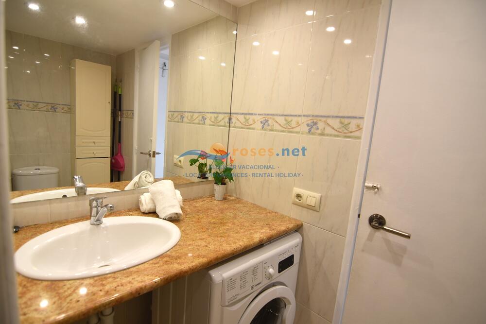 420432 600 XALOC - 04-32 - A - TR42 Studio-Apartment Roses 420432 600 XALOC - 04-32 - A - TR42 Studio-Apartment Roses