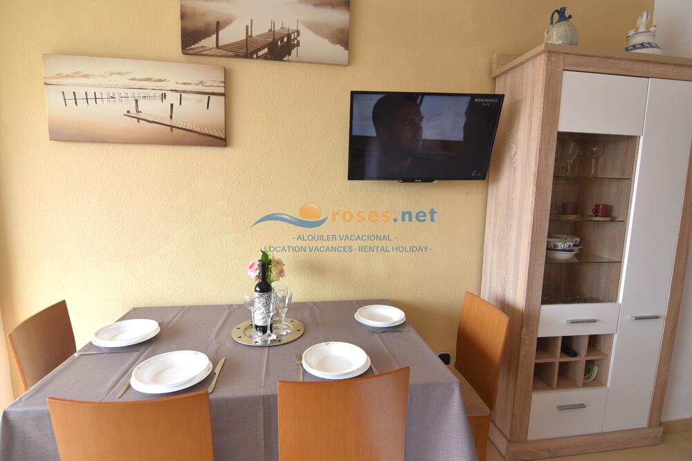 420432 600 XALOC - 04-32 - A - TR42 Studio-Apartment Roses 420432 600 XALOC - 04-32 - A - TR42 Studio-Apartment Roses