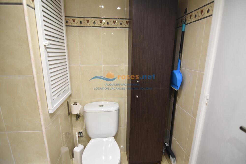 420433 600 XALOC - 04-32 - B - TR42 Studio-Apartment Roses 420433 600 XALOC - 04-32 - B - TR42 Studio-Apartment Roses
