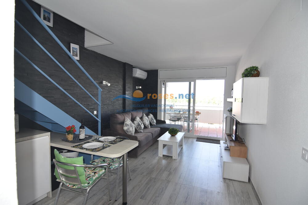370307 PORT CANIGO II 429 Apartment Roses 370307 PORT CANIGO II 429 Apartment Roses