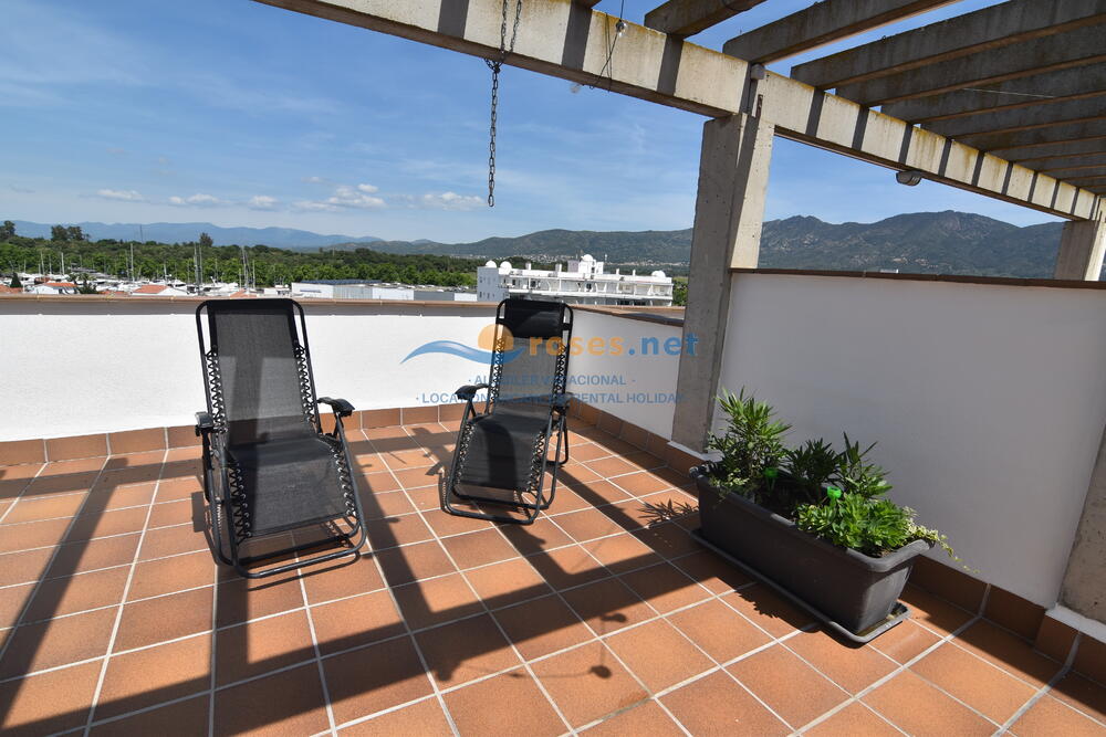 370307 PORT CANIGO II 429 Apartment Roses 370307 PORT CANIGO II 429 Apartment Roses
