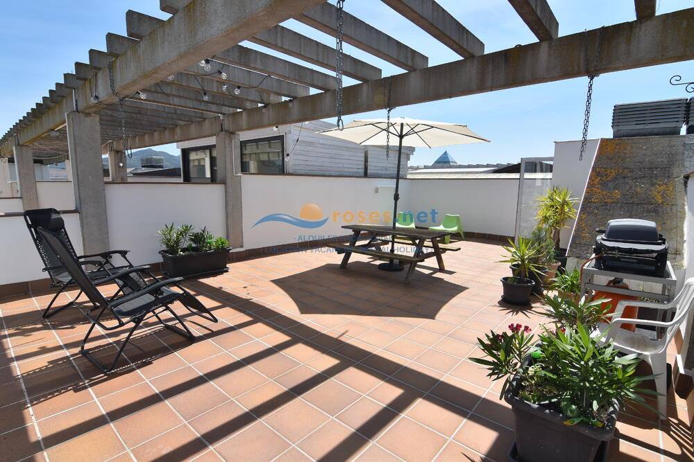 370307 PORT CANIGO II 429 Apartment Roses 370307 PORT CANIGO II 429 Apartment Roses