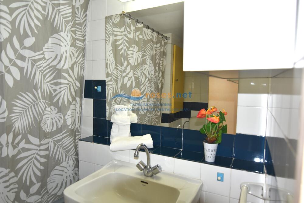 420531 600 XALOC - 05-31 TR42 NHT Studio-Apartment Roses 420531 600 XALOC - 05-31 TR42 NHT Studio-Apartment Roses