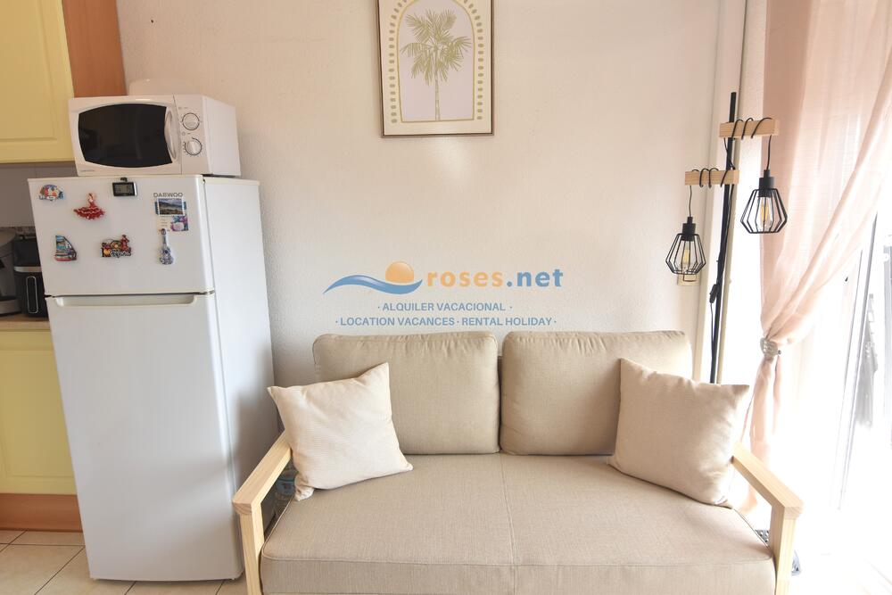 420531 600 XALOC - 05-31 TR42 NHT Studio-Apartment Roses 420531 600 XALOC - 05-31 TR42 NHT Studio-Apartment Roses