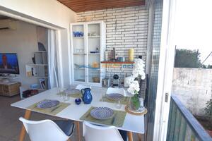812040 RIVABELLA Apartament  Roses