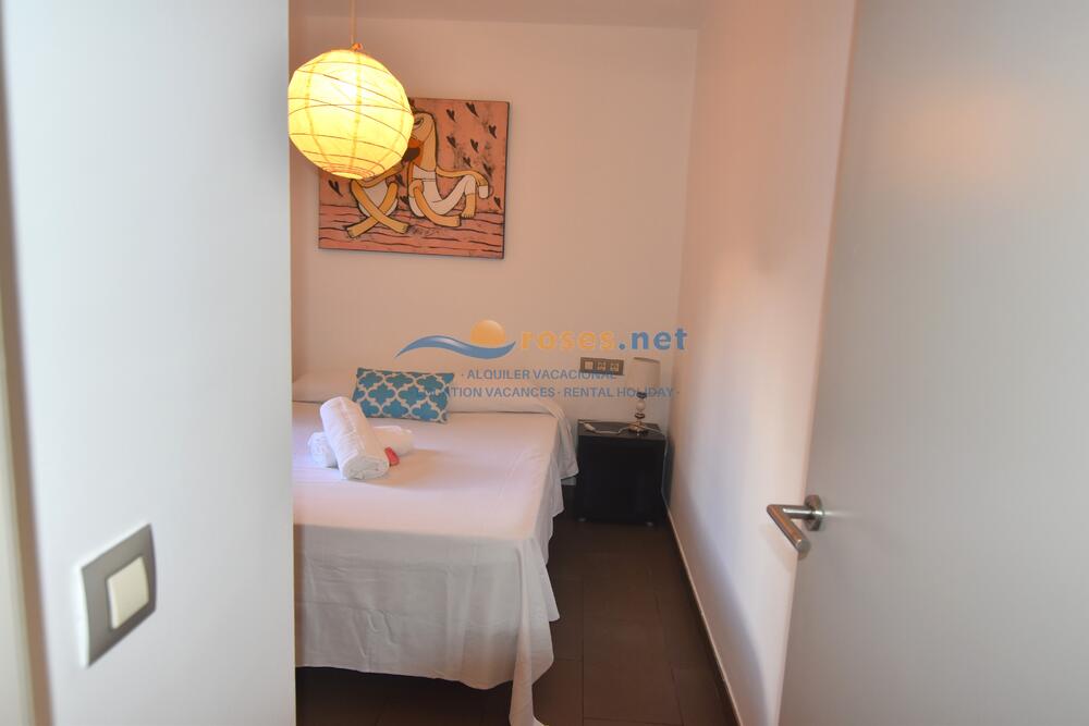 603022 LLUIS COMPANYS 1-2 Apartment Roses 603022 LLUIS COMPANYS 1-2 Apartment Roses