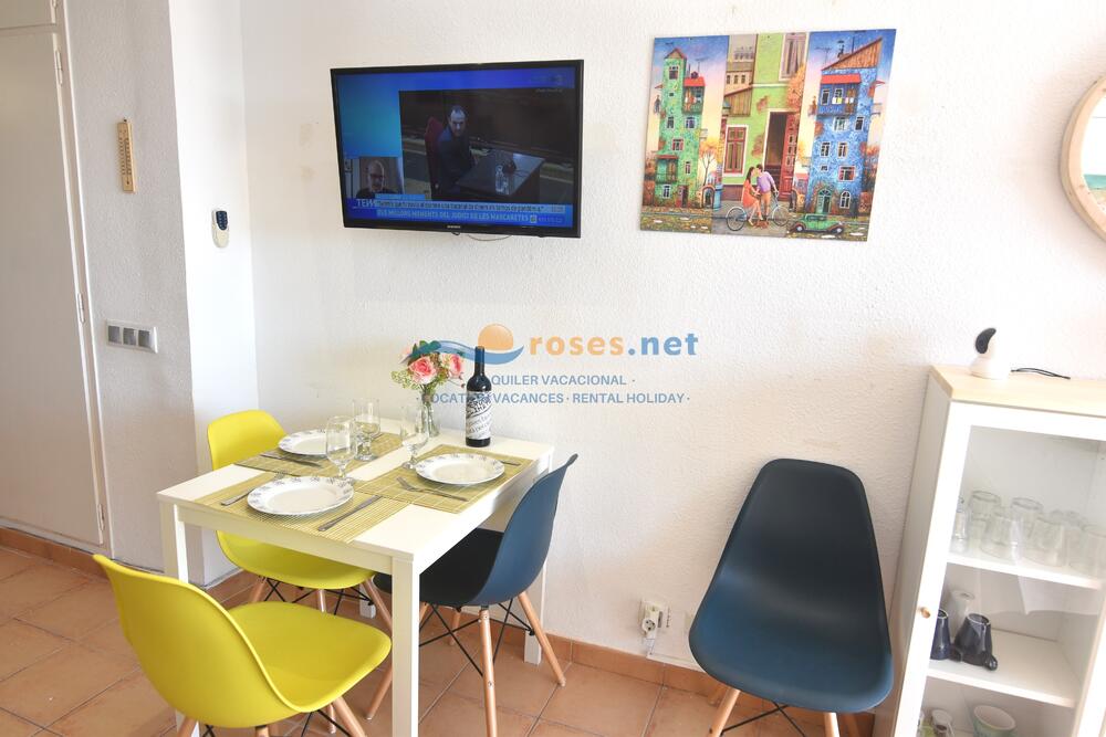 162080 600 XALOC - 03-36 - TR42 Studio-Apartment Roses 162080 600 XALOC - 03-36 - TR42 Studio-Apartment Roses