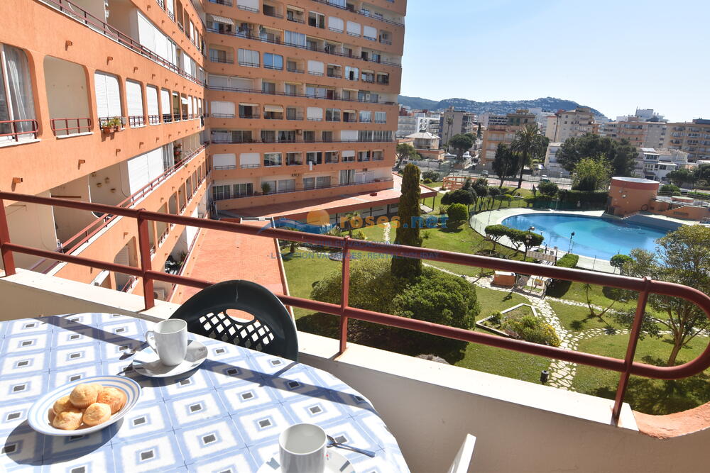 162080 600 XALOC - 03-36 - TR42 Studio-Apartment Roses 162080 600 XALOC - 03-36 - TR42 Studio-Apartment Roses