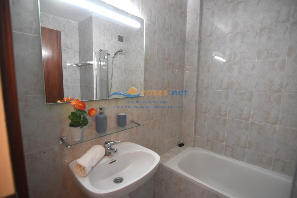 323040 SYMAR BAJO Studio-Apartment Costa Brava Roses 323040 SYMAR BAJO Studio-Apartment Costa Brava Roses