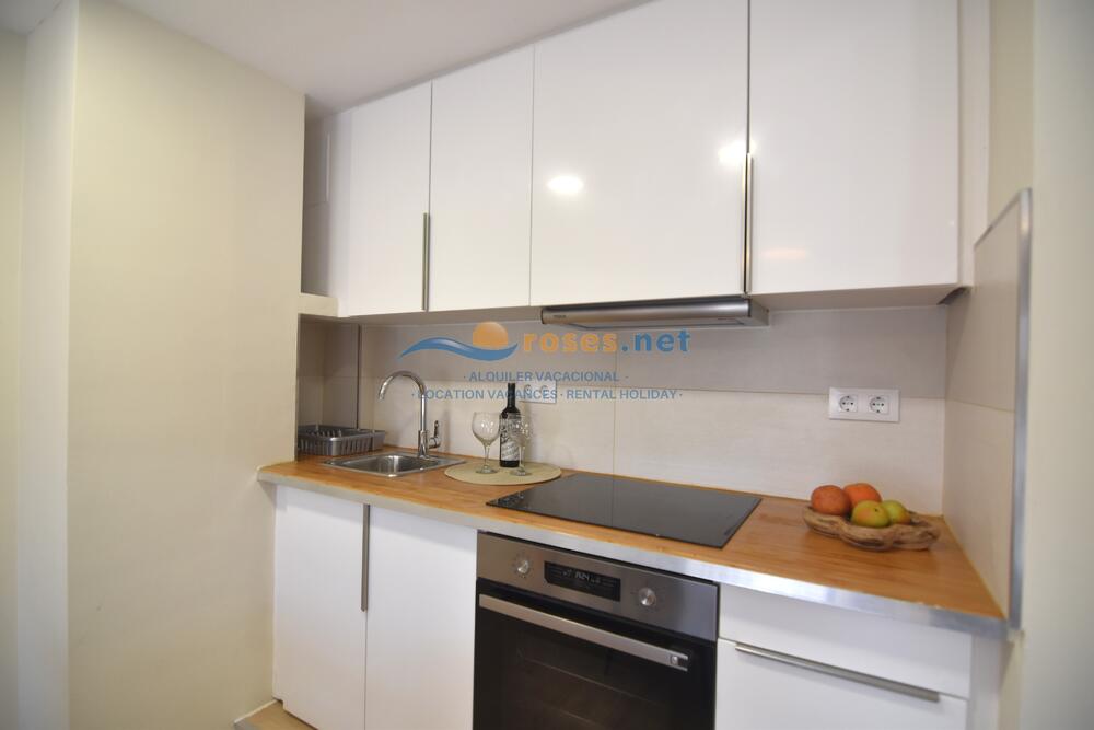 120298 LLUIS COMPANYS STUDIO Apartamento Roses 120298 LLUIS COMPANYS STUDIO Apartamento Roses