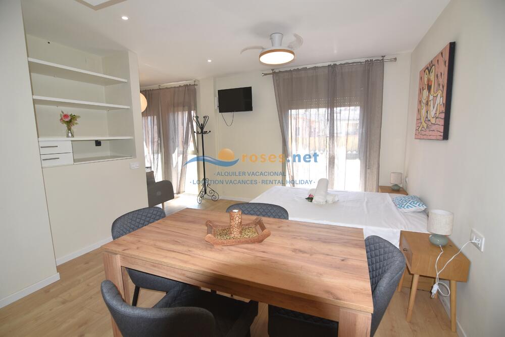 120298 LLUIS COMPANYS STUDIO Apartamento Roses 120298 LLUIS COMPANYS STUDIO Apartamento Roses