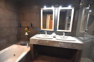 120298 LLUIS COMPANYS STUDIO Apartment  Roses