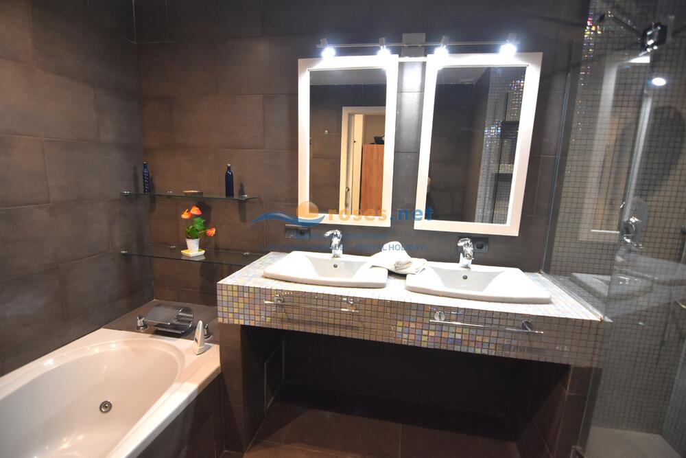 120298 LLUIS COMPANYS STUDIO Apartamento Roses 120298 LLUIS COMPANYS STUDIO Apartamento Roses