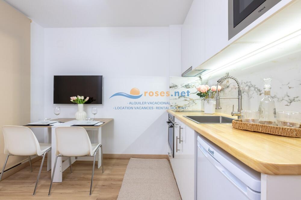 110 JONCAR CASTELL DEL JONCAR- INFOBRAVA Studio-Apartment Roses 110 JONCAR CASTELL DEL JONCAR- INFOBRAVA Studio-Apartment Roses