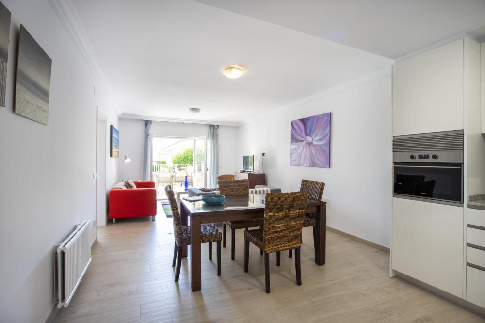 1007 Apartamento planta baja con 2 habitaciones vista al lago Apartamento Lago San Maurici Empuriabrava