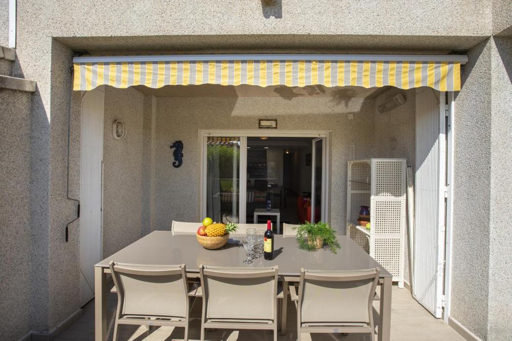 1007 Apartamento planta baja con 2 habitaciones vista al lago Apartamento Lago San Maurici Empuriabrava