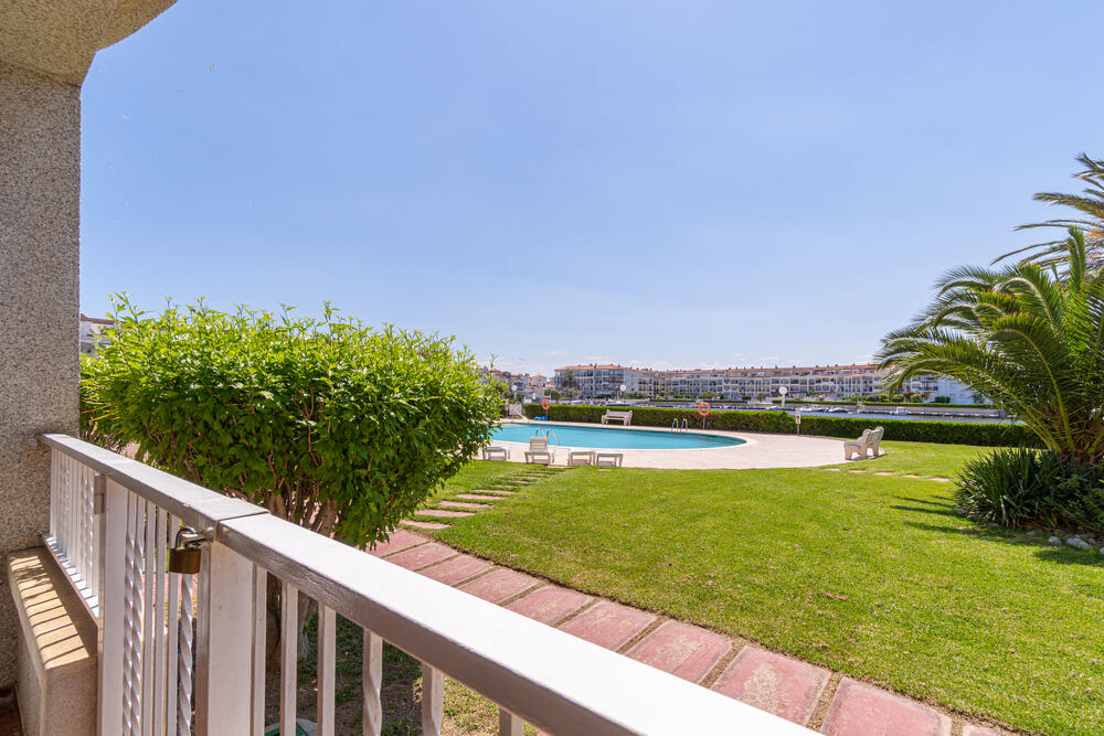 1009 Apartamento para 4 personas vista al lago Apartamento Lago San Maurice Empuriabrava