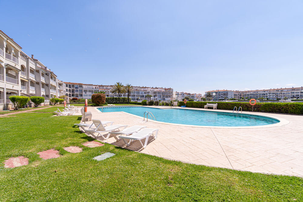 1009 Apartamento para 4 personas vista al lago Apartamento Lago San Maurice Empuriabrava