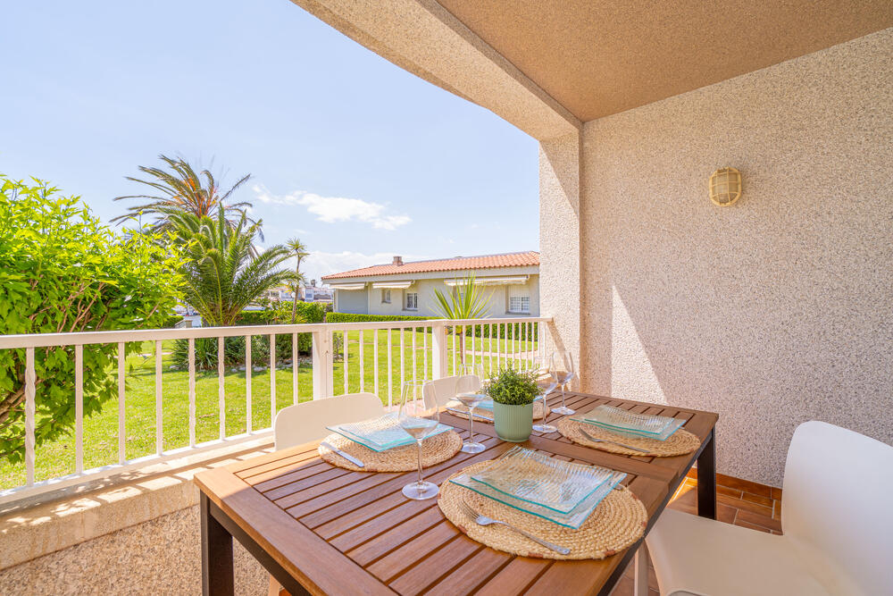 1009 Apartamento para 4 personas vista al lago Apartamento Lago San Maurice Empuriabrava