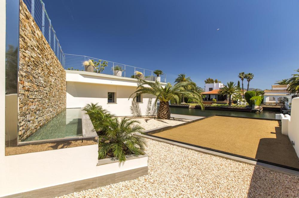 2015 Villa de lujo con 5 dormitorios , piscina y amarre Casa aislada / Villa Requesens Castelló d'Empúries