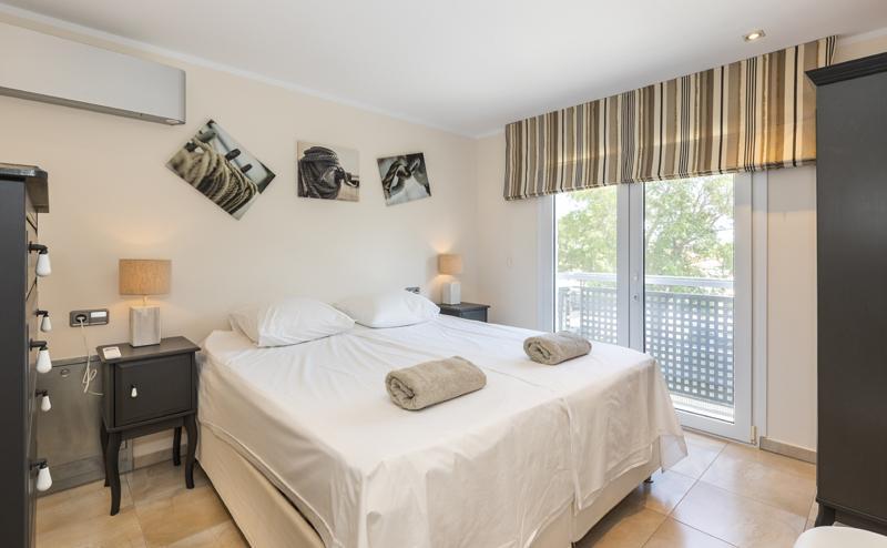 2016 Villa moderna al canal y piscina para 8 personas Casa aislada / Villa Noguera Castelló d'Empúries