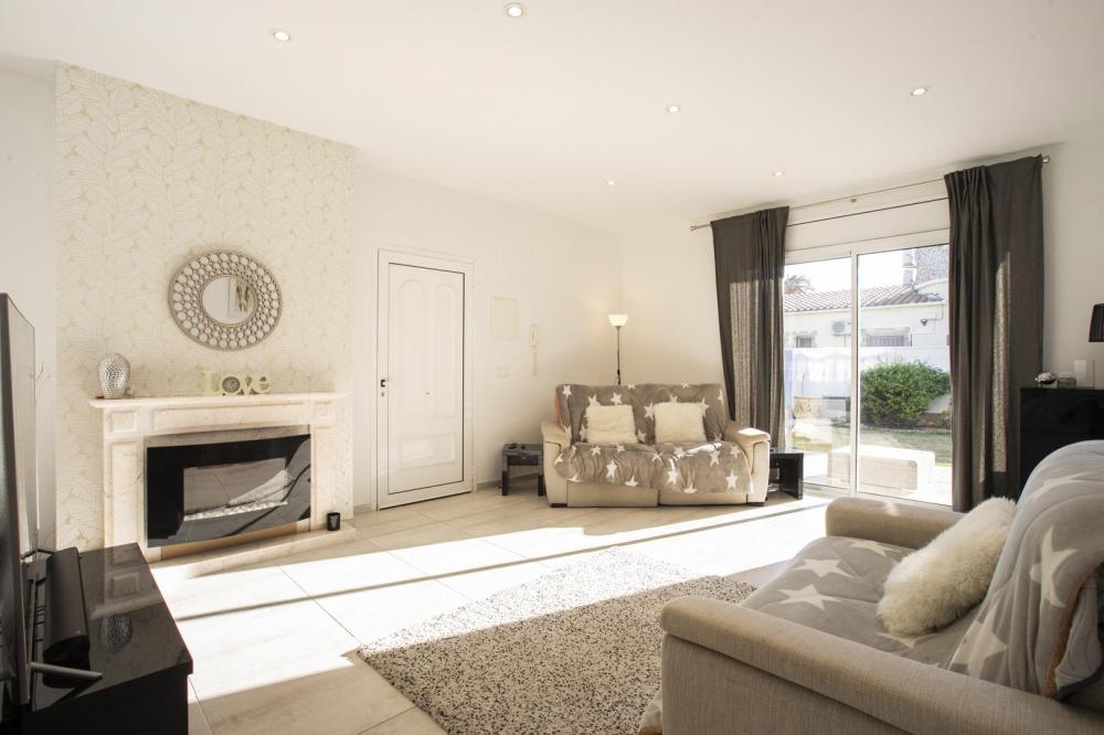 2019 Casa con 3 dormitorios y piscina Casa aislada / Villa Alberes Castelló d'Empúries