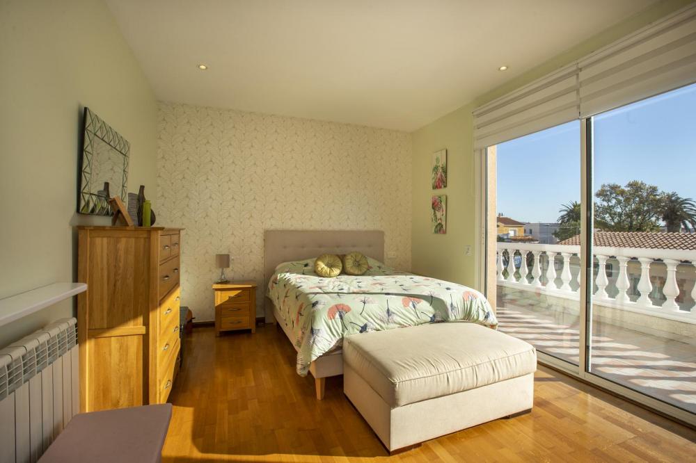 2019 Casa con 3 dormitorios y piscina Casa aislada / Villa Alberes Castelló d'Empúries
