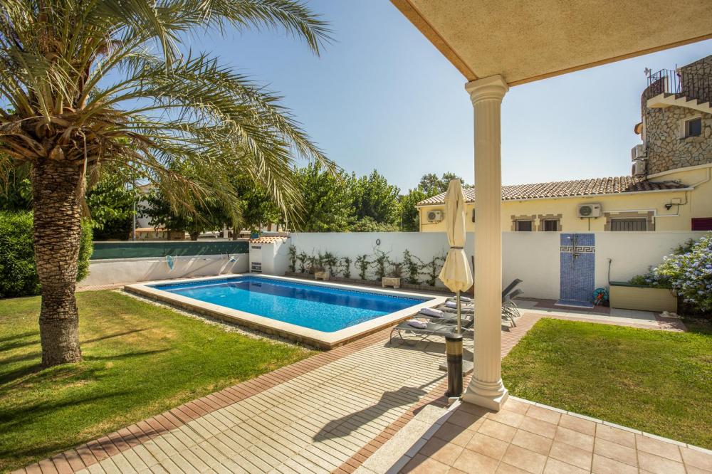2019 Casa con 3 dormitorios y piscina Casa aislada / Villa Alberes Empuriabrava