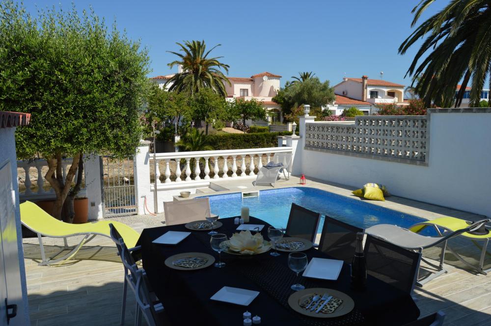 234 Casa con piscina y amarre Casa adosada Medes Castelló d'Empúries
