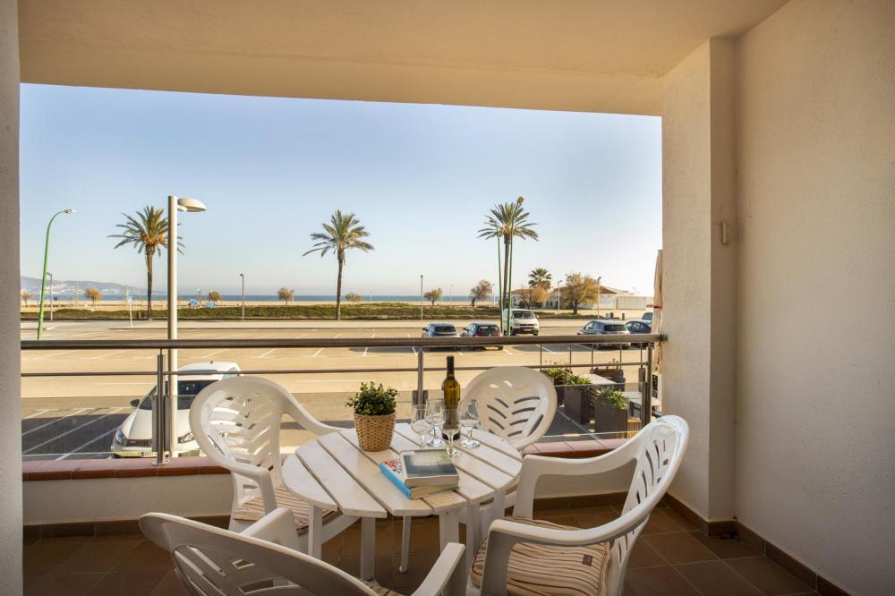 157 Bonito apartamento frente al mar Piso Gran Reserva Blaucel B Castelló d'Empúries 157 Bonito apartamento frente al mar Piso Gran Reserva Blaucel B Castelló d'Empúries