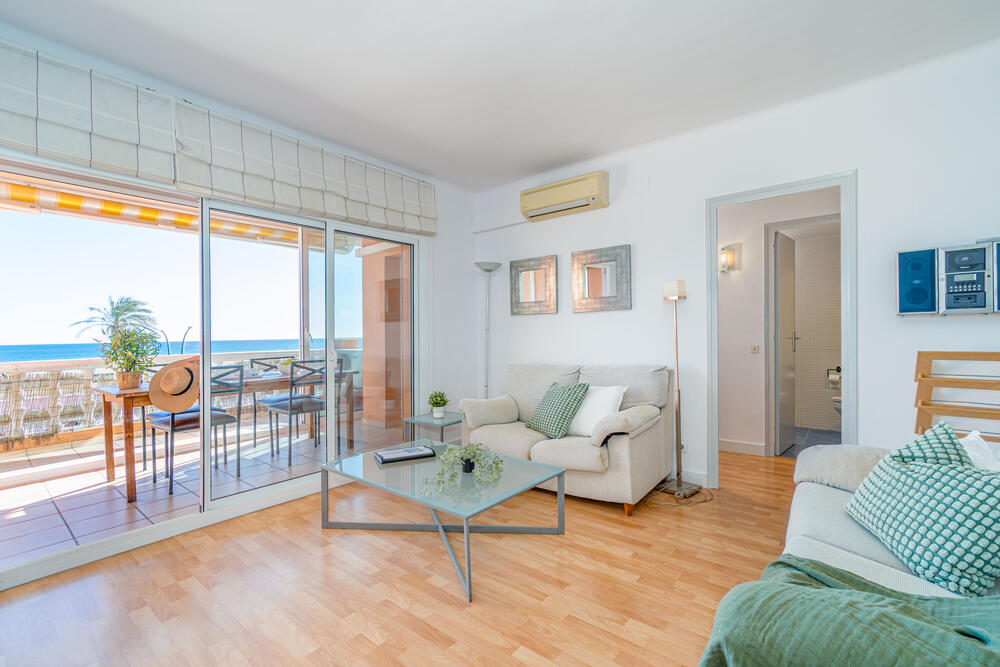 153 Agradable apartamento vistas al mar Apartamento Gran Reserva Empuriabrava 153 Agradable apartamento vistas al mar Apartamento Gran Reserva Empuriabrava