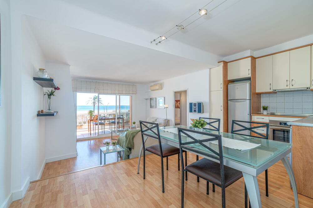 153 Agradable apartamento vistas al mar Apartamento Gran Reserva Empuriabrava 153 Agradable apartamento vistas al mar Apartamento Gran Reserva Empuriabrava