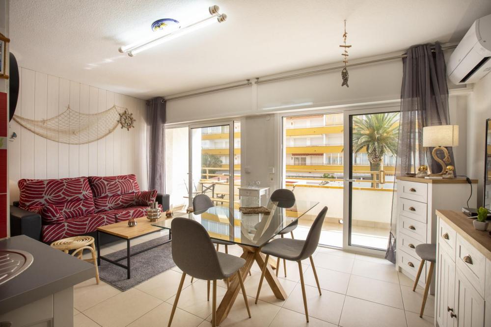 258 Holidays Center I Apartamento  Roses
