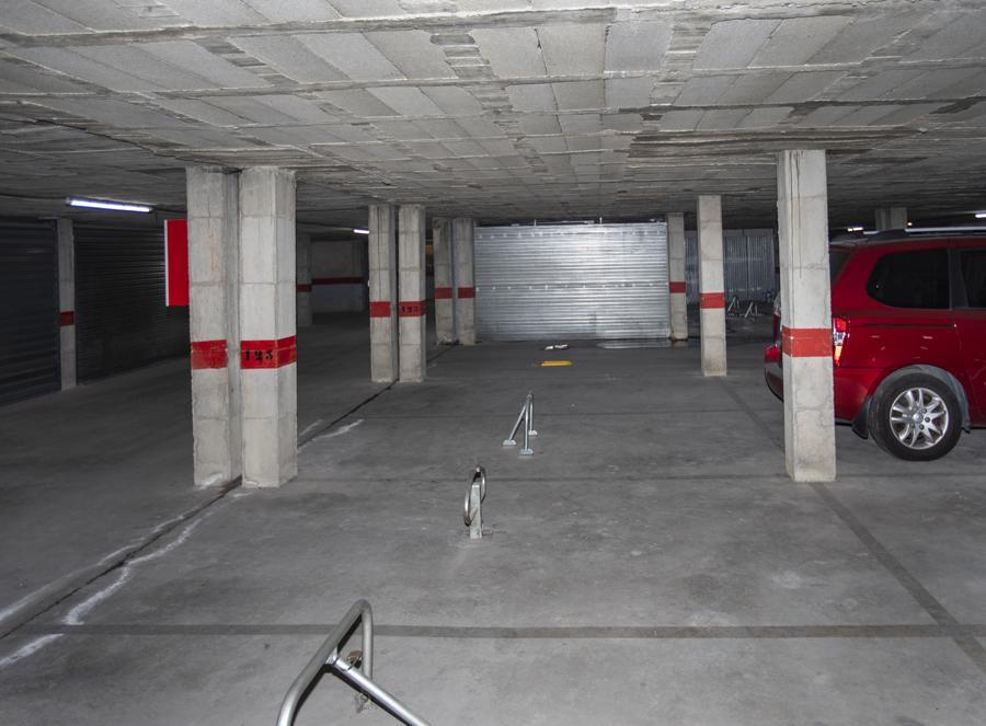 8 Plaza de parking subterránea Aparcamiento Empuriabrava 8 Plaza de parking subterránea Aparcamiento Empuriabrava