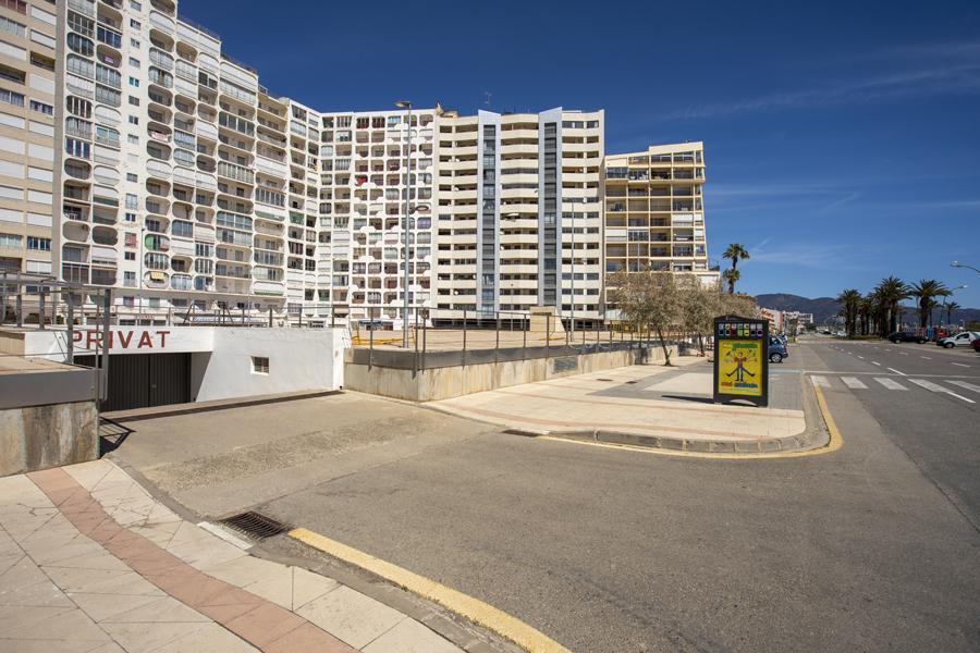 8 Plaza de parking subterránea Aparcamiento Empuriabrava 8 Plaza de parking subterránea Aparcamiento Empuriabrava