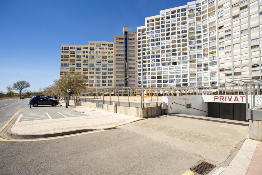 8 Plaza de parking subterránea Aparcamiento Empuriabrava 8 Plaza de parking subterránea Aparcamiento Empuriabrava