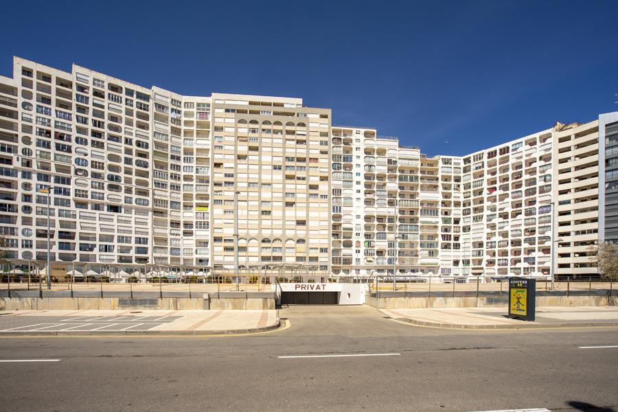 8 Plaza de parking subterránea Aparcamiento Empuriabrava 8 Plaza de parking subterránea Aparcamiento Empuriabrava