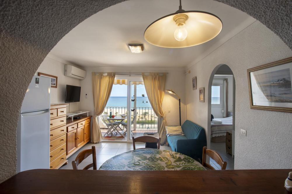262 Apartamento vistas al mar Apartamento Delta Muga Empuriabrava