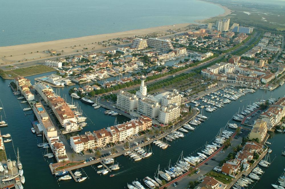 262 Apartamento vistas al mar Apartamento Delta Muga Empuriabrava