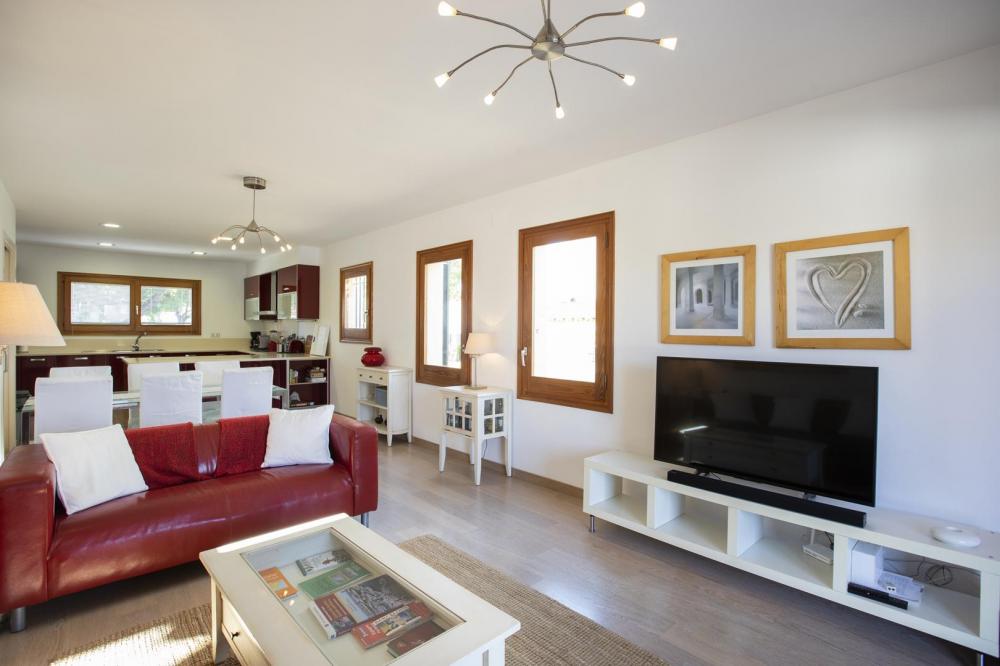 2026 Villa al canal con piscina y amarre para 8 personas Casa aislada / Villa Noguera Empuriabrava