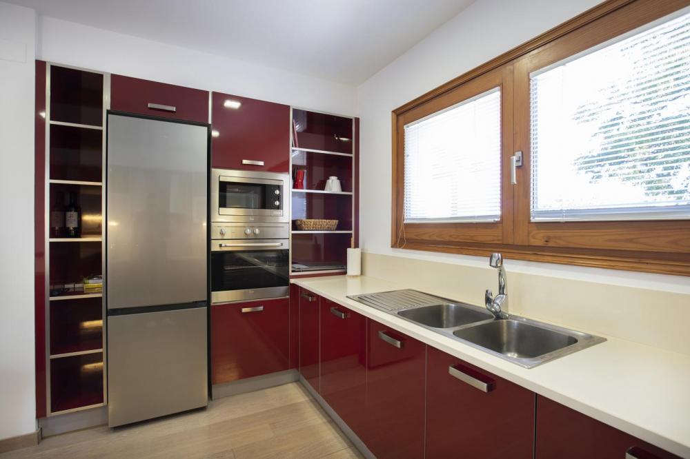 2026 Villa al canal con piscina y amarre para 8 personas Casa aislada / Villa Noguera Empuriabrava
