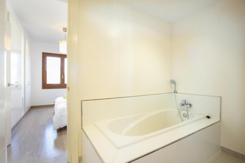 2026 Villa al canal con piscina y amarre para 8 personas Casa aislada / Villa Noguera Empuriabrava