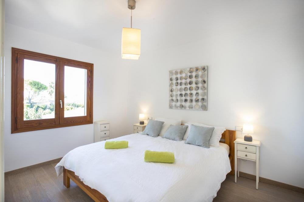 2026 Villa al canal con piscina y amarre para 8 personas Casa aislada / Villa Noguera Empuriabrava