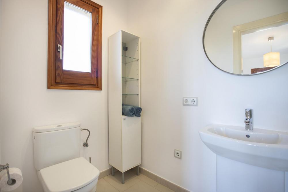 2026 Villa al canal con piscina y amarre para 8 personas Casa aislada / Villa Noguera Empuriabrava