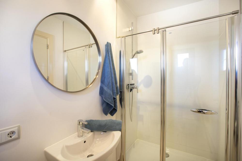 2026 Villa al canal con piscina y amarre para 8 personas Casa aislada / Villa Noguera Empuriabrava