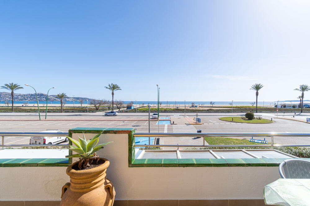 1013 Apartamento vista mar con 2 habitaciones Apartamento Empuriabrava 1013 Apartamento vista mar con 2 habitaciones Apartamento Empuriabrava