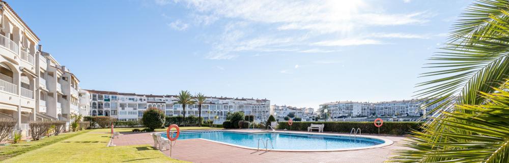 1014 Apartamento con vistas al lago con 1 dormitorio y piscina comunitaria Apartamento Lago San Maurici Empuriabrava