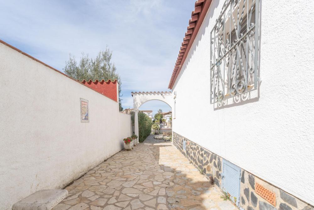 267 Casa con amare Ebre Casa aislada / Villa  Empuriabrava