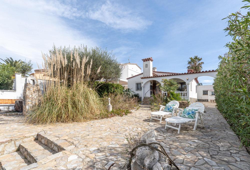 267 Casa con amare Ebre Casa aislada / Villa  Empuriabrava
